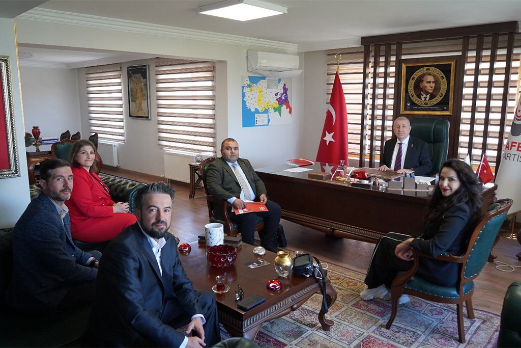Zafer Partisi Genel Başkanı Sayın Ümit Özdağ'ı Genel Merkez Makamında Ziyaret Ettik.